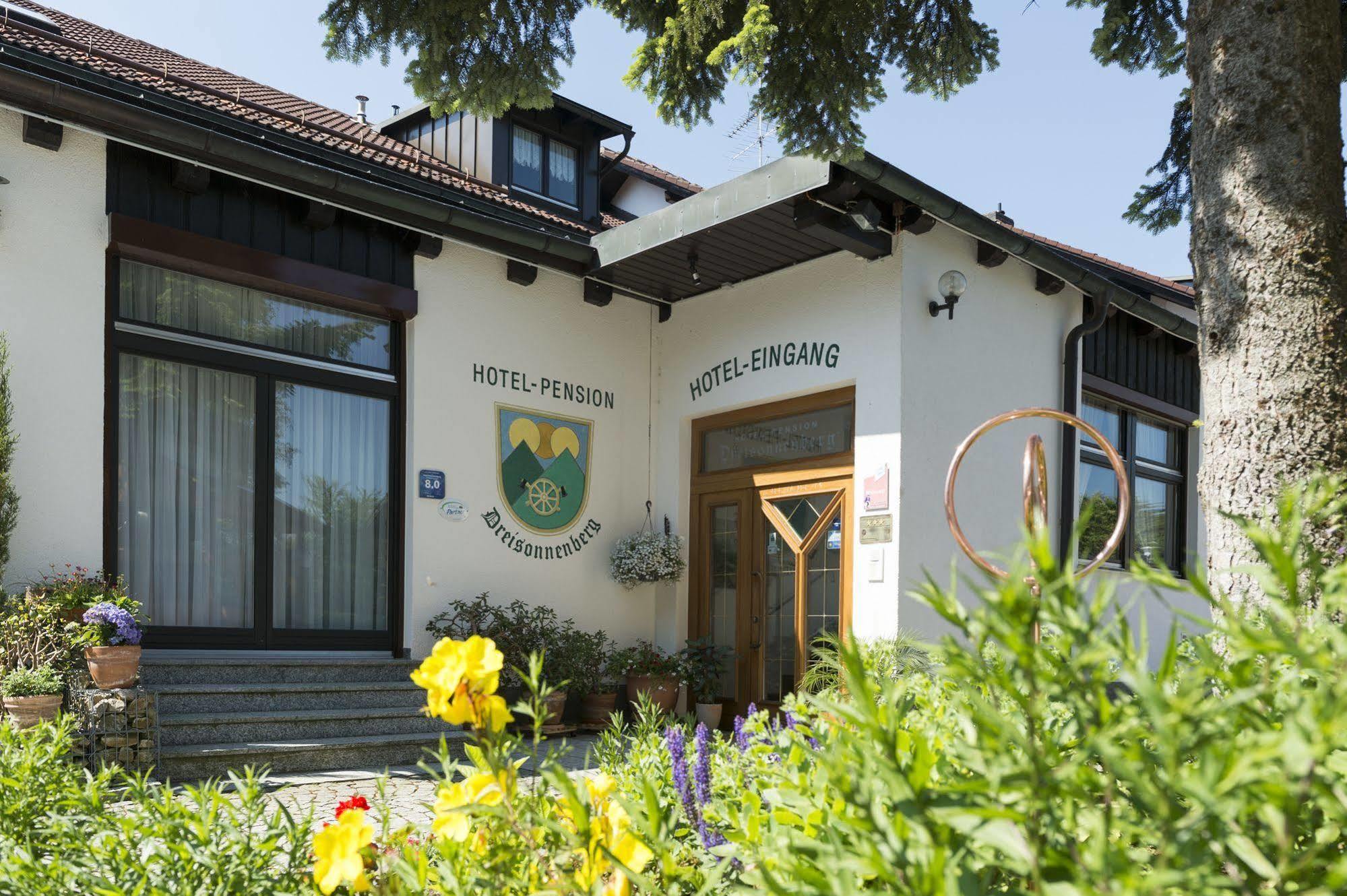 Hotel Dreisonnenberg 뉴쇼나우 외부 사진